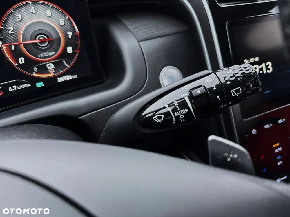 Hyundai Tucson 1.6 T-GDi HEV Executive 2WD - 23