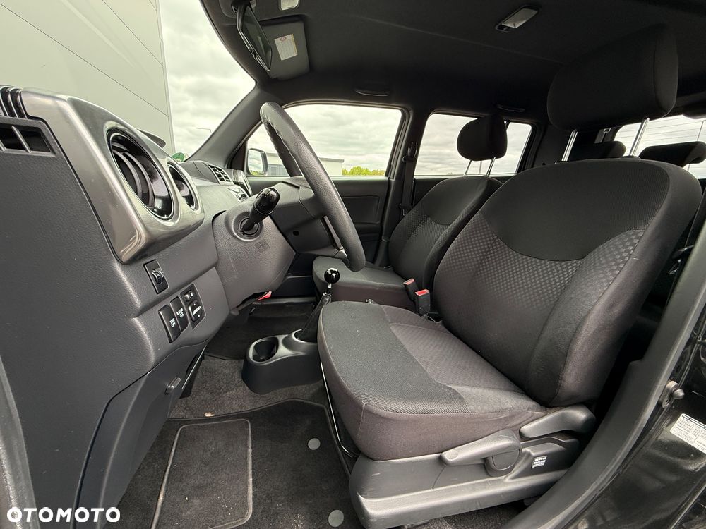 Daihatsu Materia - 12
