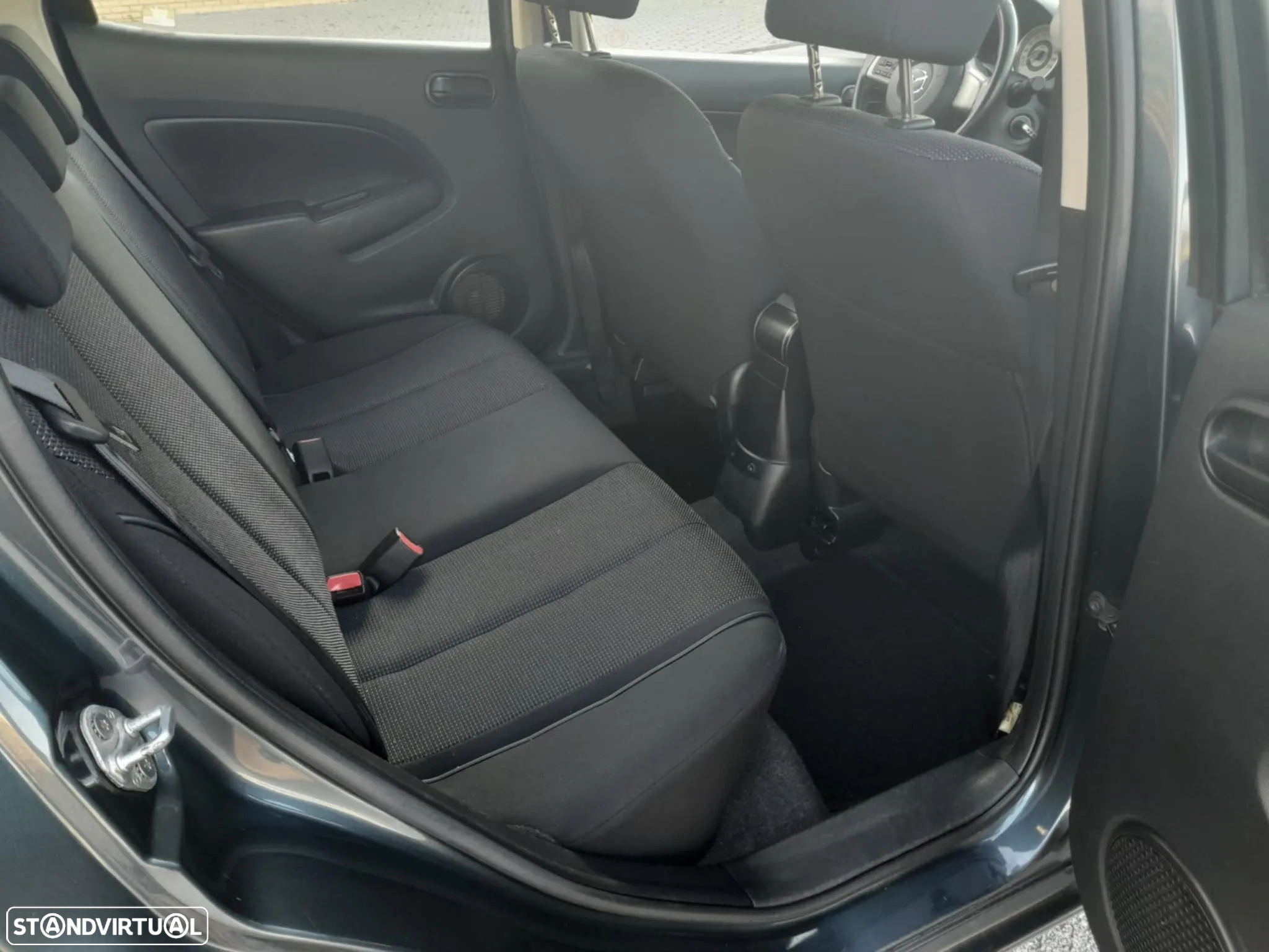 Mazda 2 1.3 MZR Sport - 16