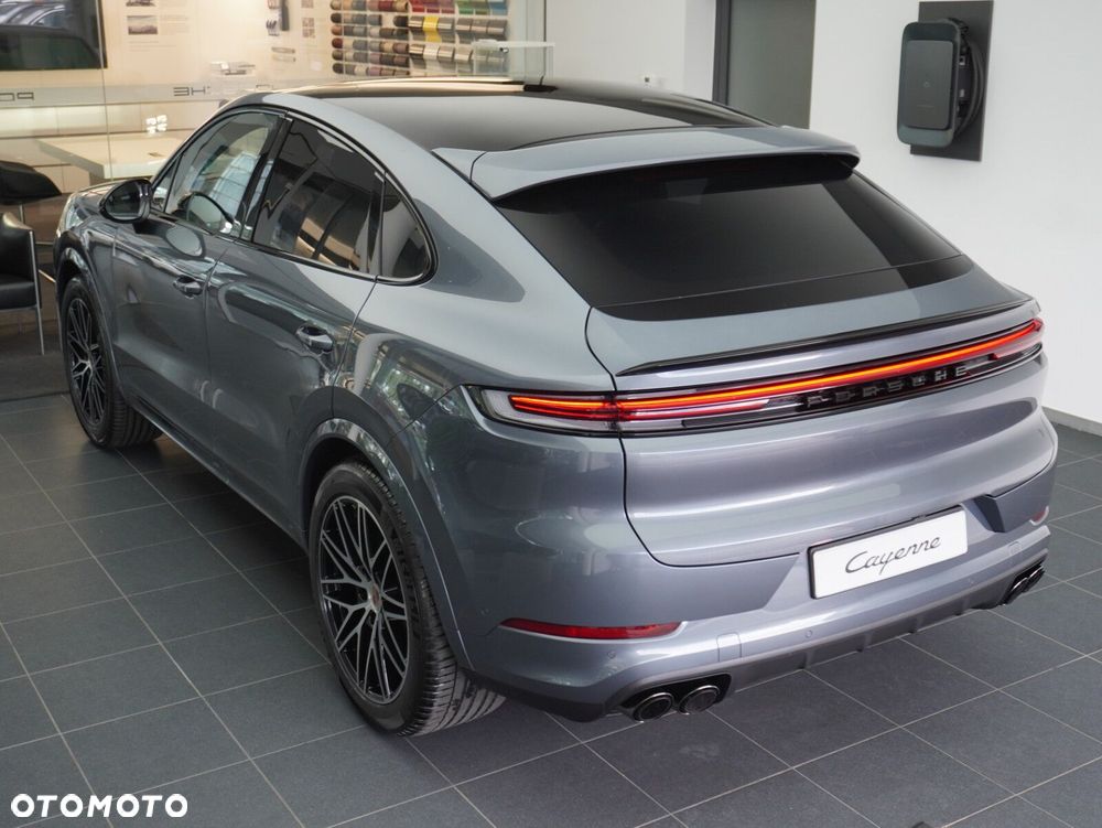 Porsche Cayenne Black Edition - 18