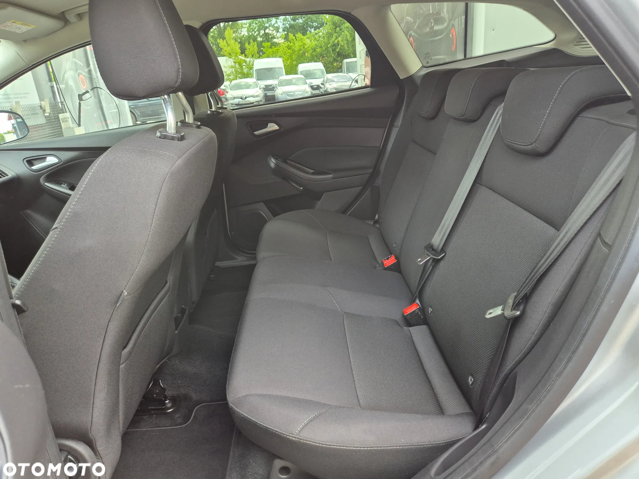 Ford Focus Turnier 1.0 EcoBoost Start-Stopp-System TITANIUM STYLE - 24