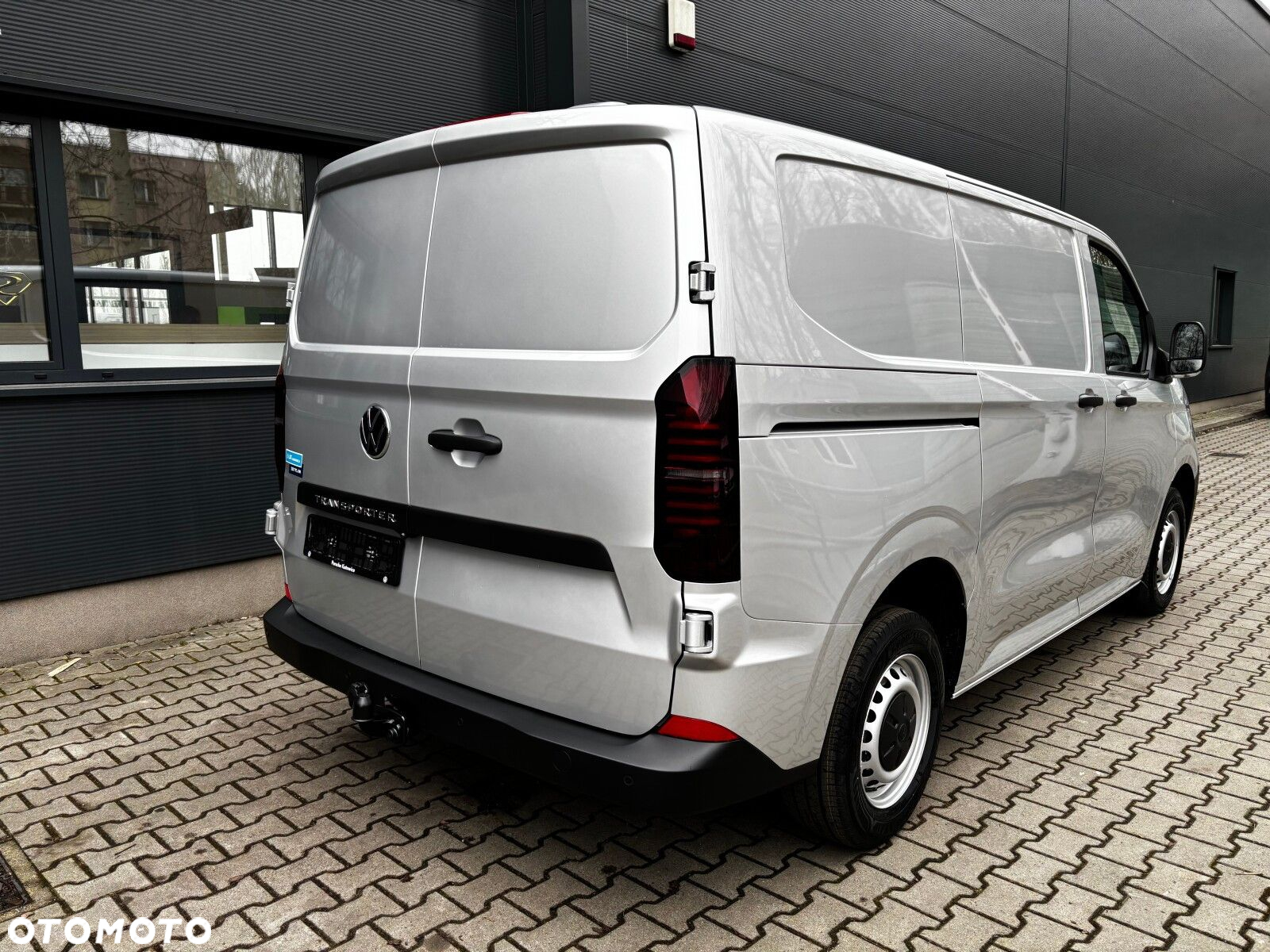 Volkswagen Transporter 2.0 TDI 150KM 6-bm L1 - 38