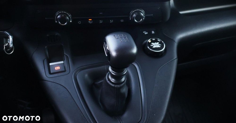 Toyota Proace City - 27