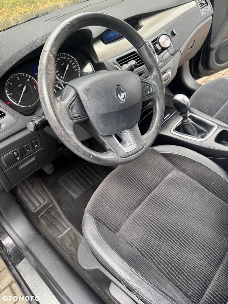 Renault Laguna 2.0 dCi FAP Dynamique - 14