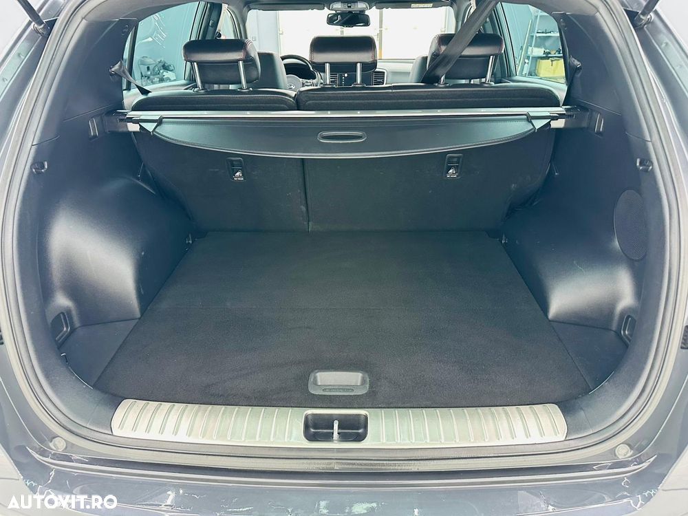 Kia Sportage 1.6 DSL MHEV 7DCT HP 4x2 GT Line - 23