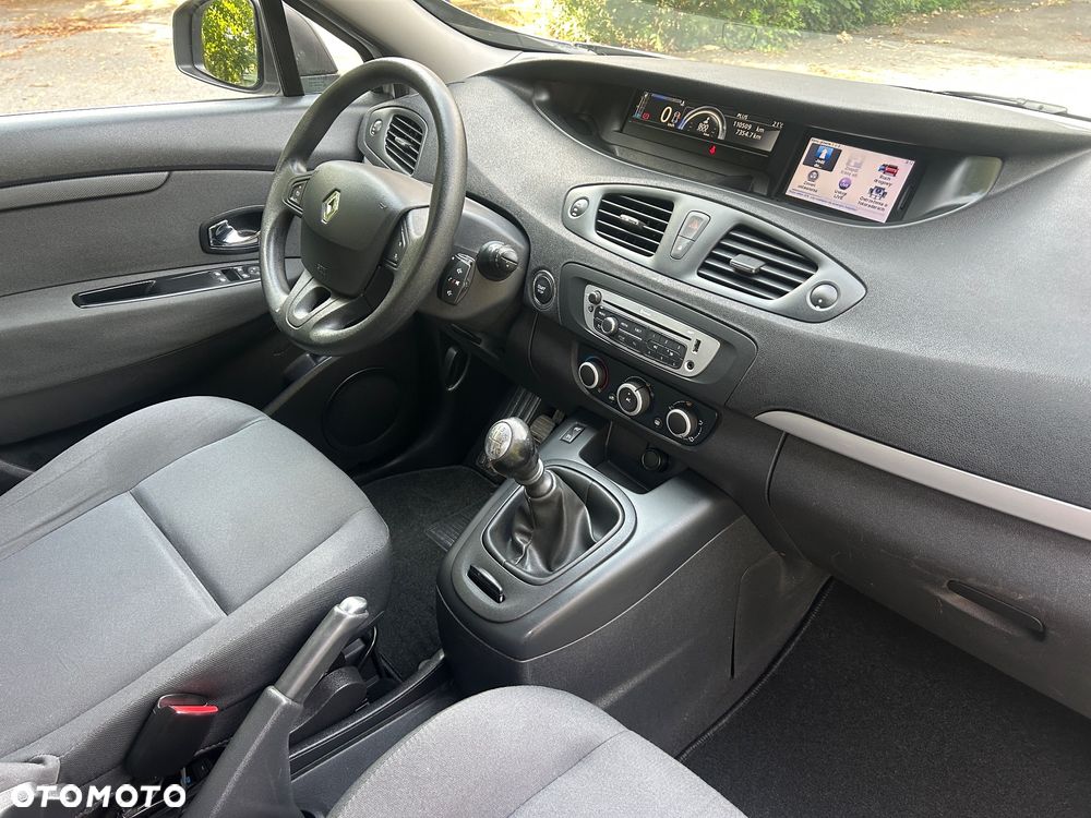 Renault Scenic 1.6 16V 110 TomTom Edition - 28