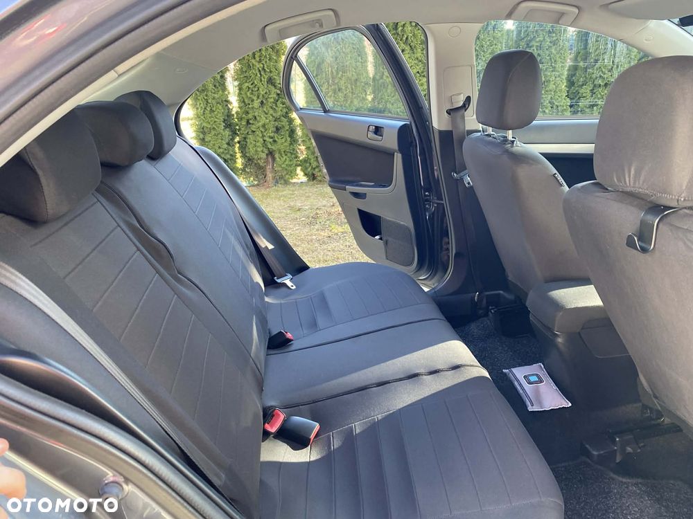 Mitsubishi Lancer 1.8 Inform LPG - 14