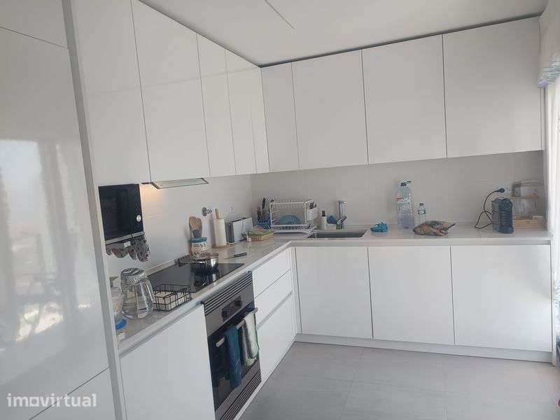 Arrenda se apartamento T1 em Sesimbra - Grande imagem: 3/8