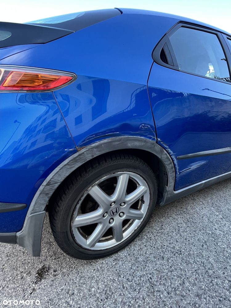 Honda Civic 1.8 Comfort - 5