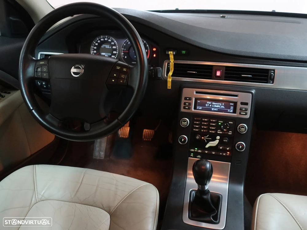 Volvo S80 2.4 D5 Nivel 2 - 18