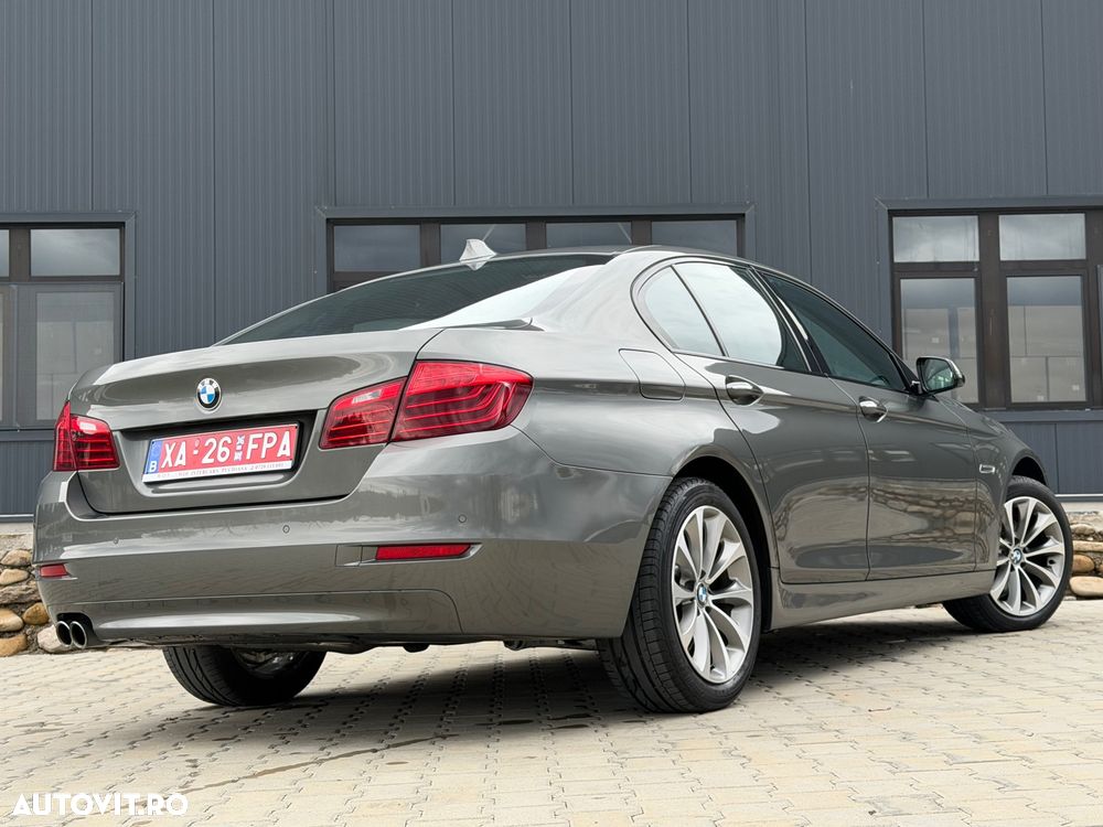 BMW Seria 5 520d xDrive Aut. Modern Line - 28