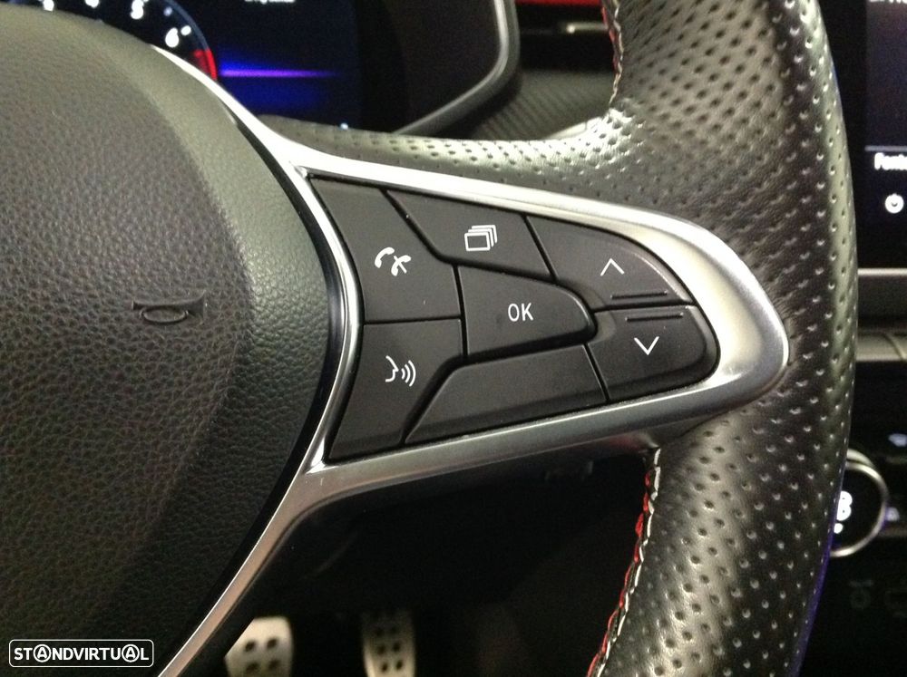 Renault Clio 1.0 TCe RS Line - 40