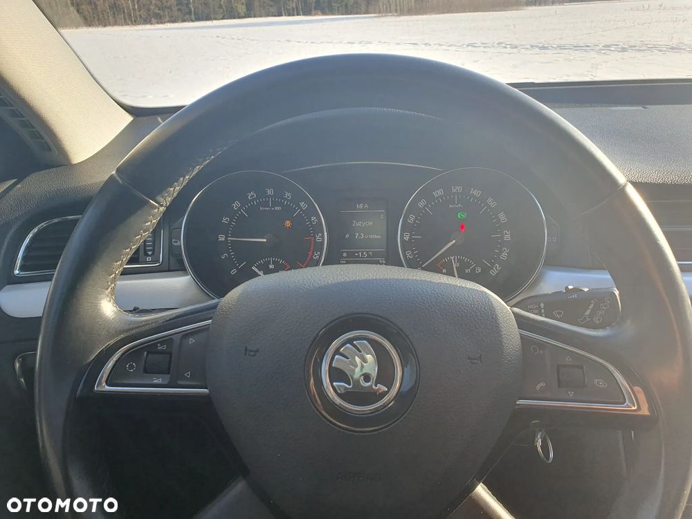 Skoda Superb 2.0 TDI 4x4 Ambition DSG - 9