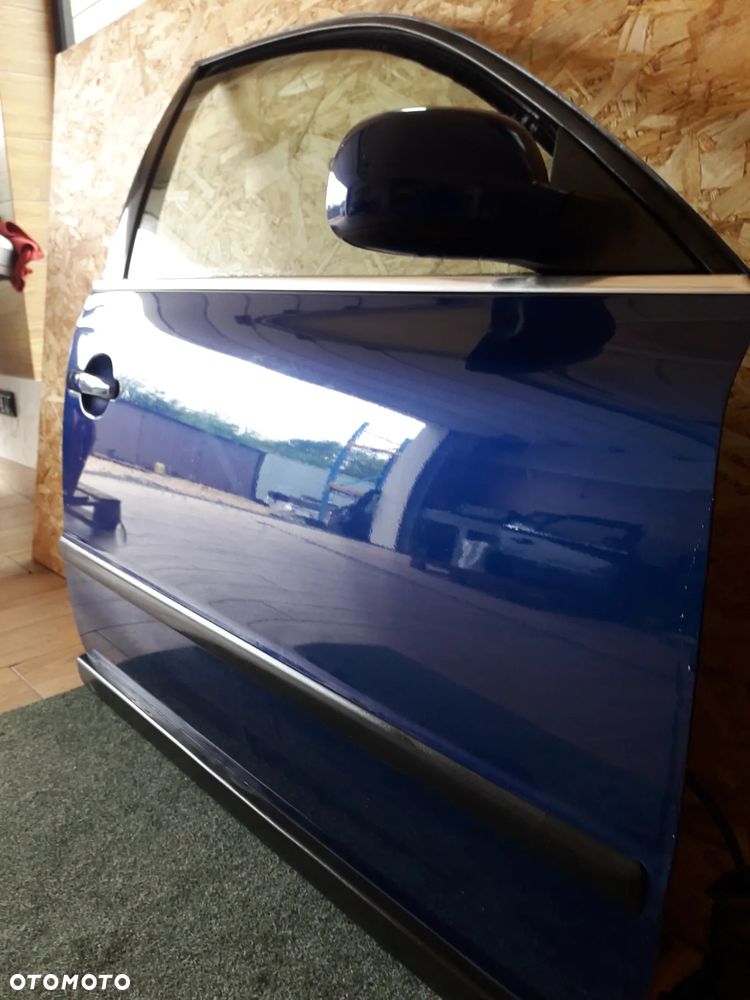 Drzwi Prawy Przód Volkswagen Passat B5 - 3