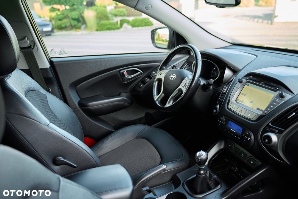 Hyundai ix35 - 23