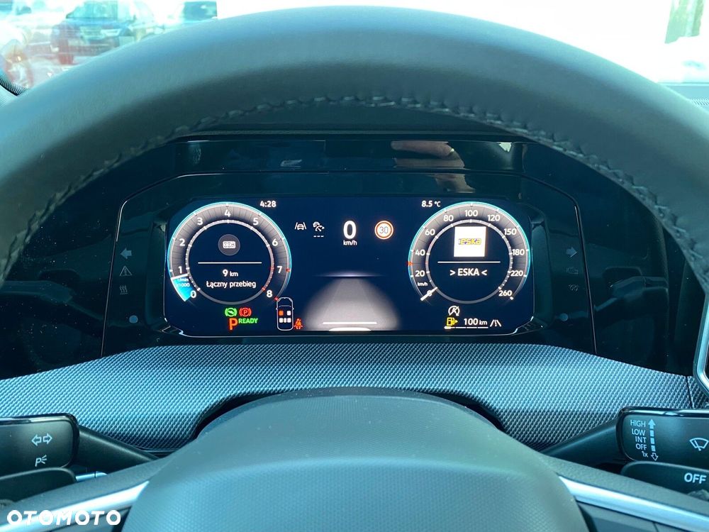 Volkswagen Golf Variant - 24