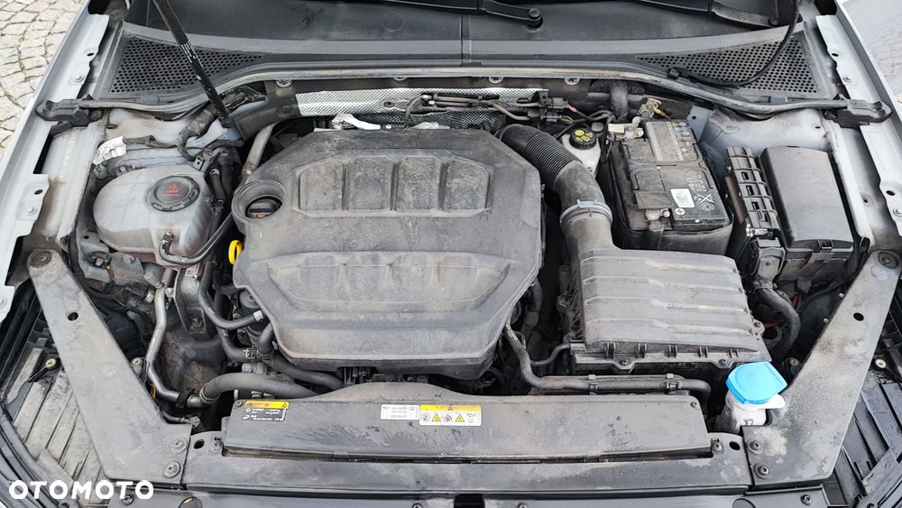 Volkswagen Passat 2.0 TSI Business DSG - 36