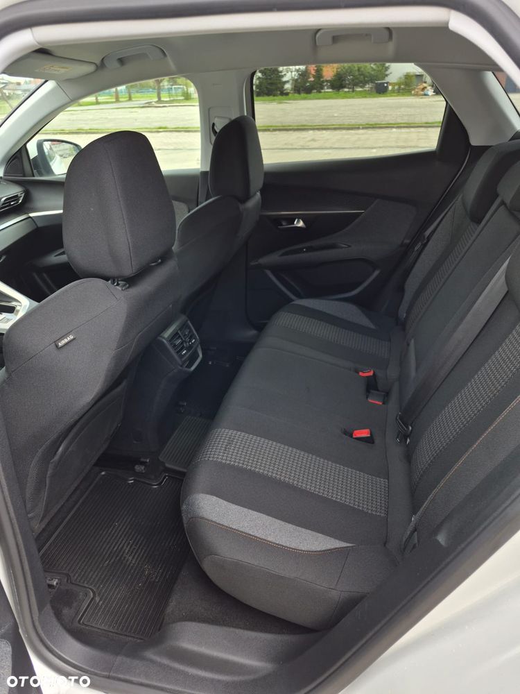 Peugeot 3008 1.5 BlueHDi Active S&S EAT8 - 9