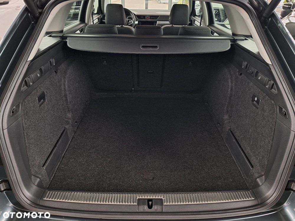 Skoda Superb 2.0 TDI SCR Ambition DSG - 14