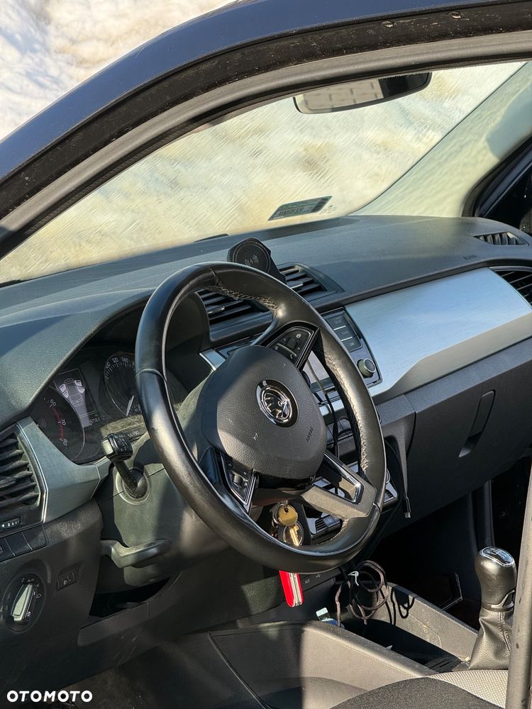 Skoda Fabia - 8