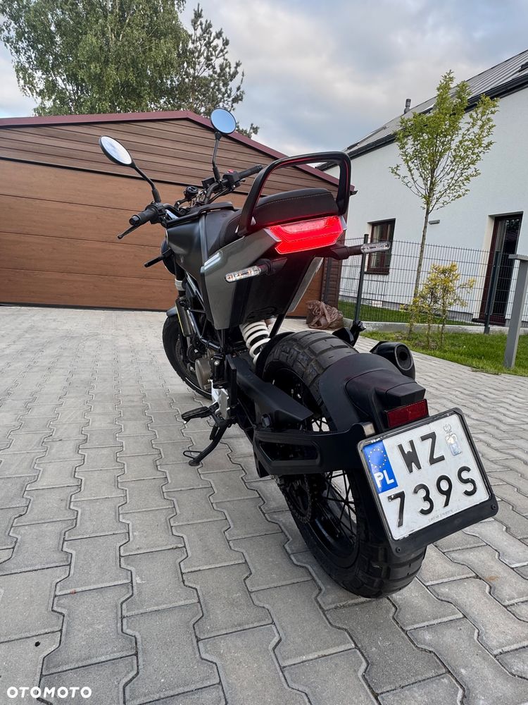 Husqvarna Svartpilen - 7