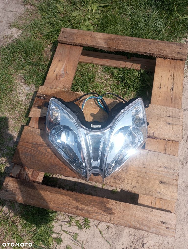 Lampa przód przednia Kingway skuter QM 125T – 10R A2 - 8