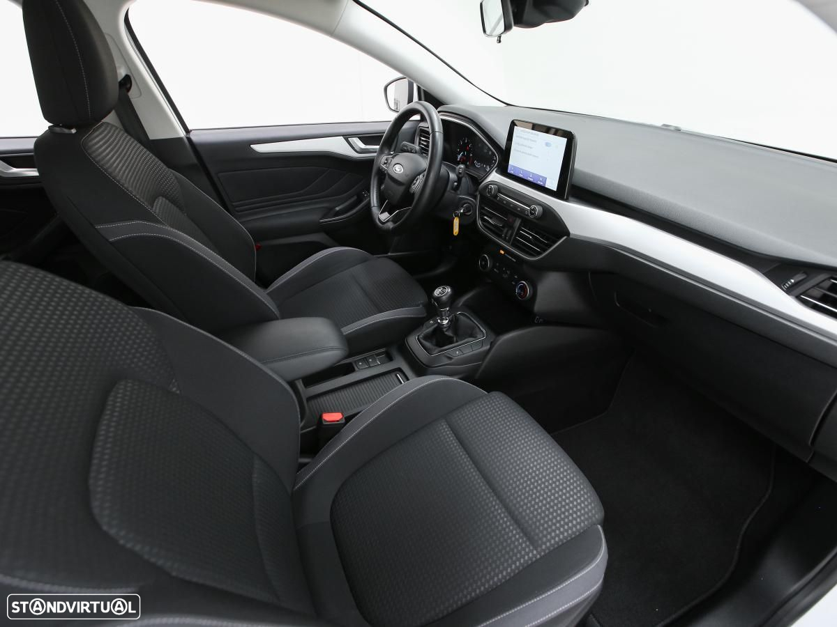 Ford Focus SW 1.5 TDCi EcoBlue Connected - 10