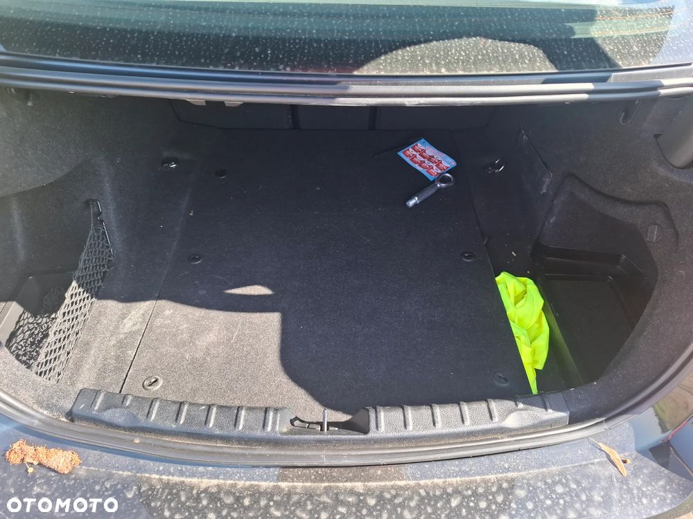 BMW Seria 3 - 12