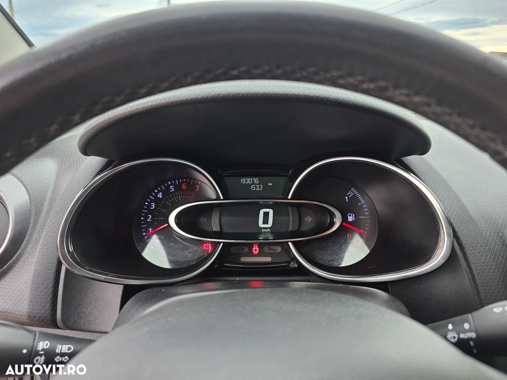 Renault Clio ENERGY TCe 90 Start & Stop LIMITED - 27