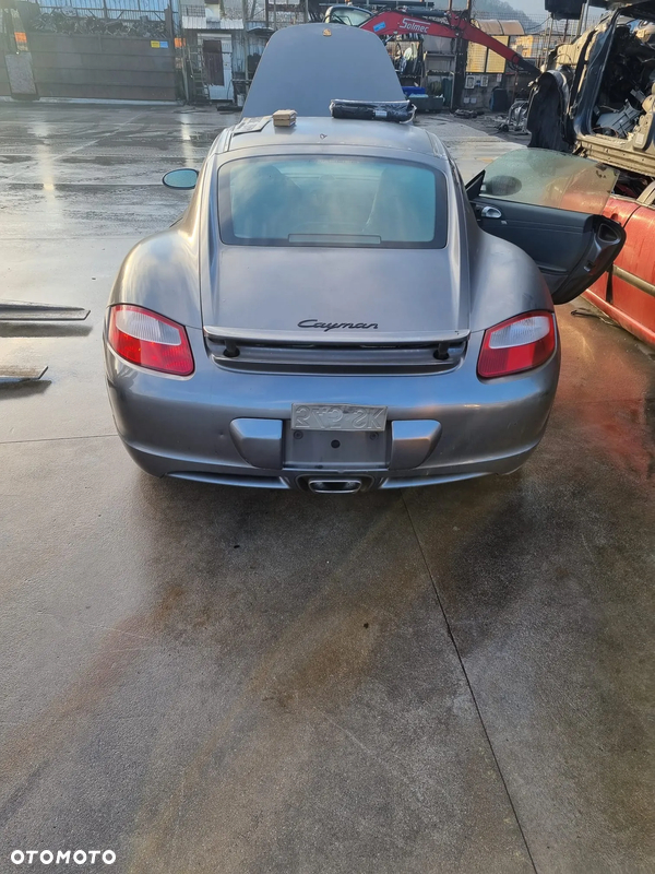 Porsche cayman zderzak tył