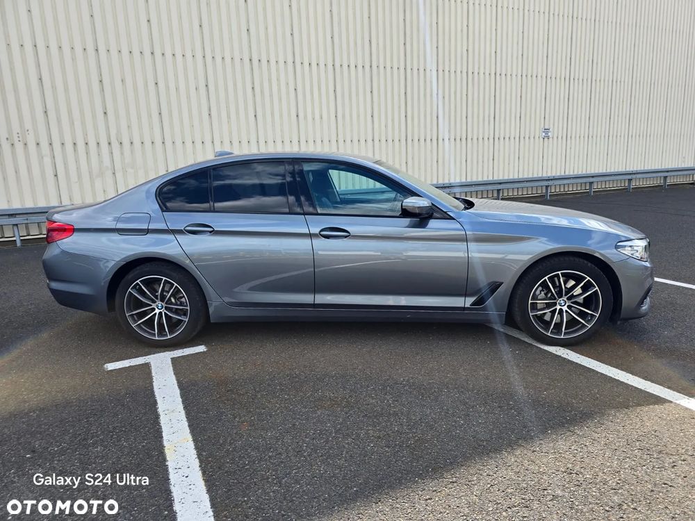 BMW Seria 5 530i xDrive Luxury Line sport - 5