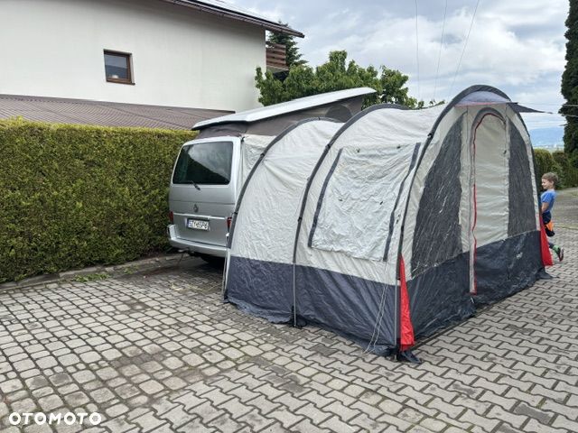 Volkswagen Multivan - 16