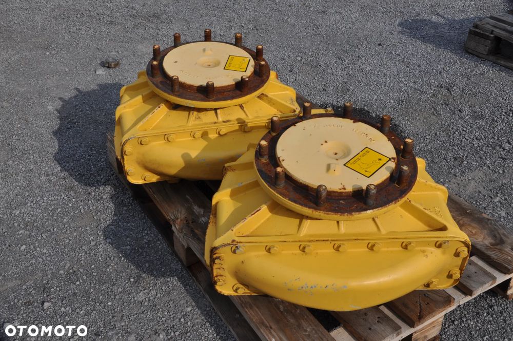 WAŁ PÓŁOŚ KOŁO PASOWE NEW HOLLAND TF 78 TX66 - 33