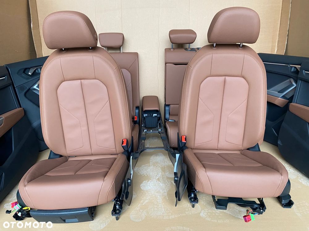 Audi Q3 83A kompletny środek Fotel fotele kanapa skóra boczki brązowe 32km - 20