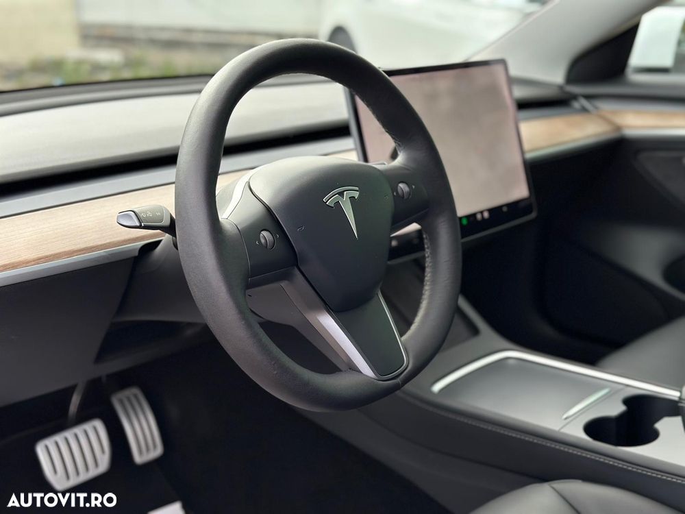 Tesla Model 3 Langstreckenbatterie Allradantrieb Dual Motor Performance - 18