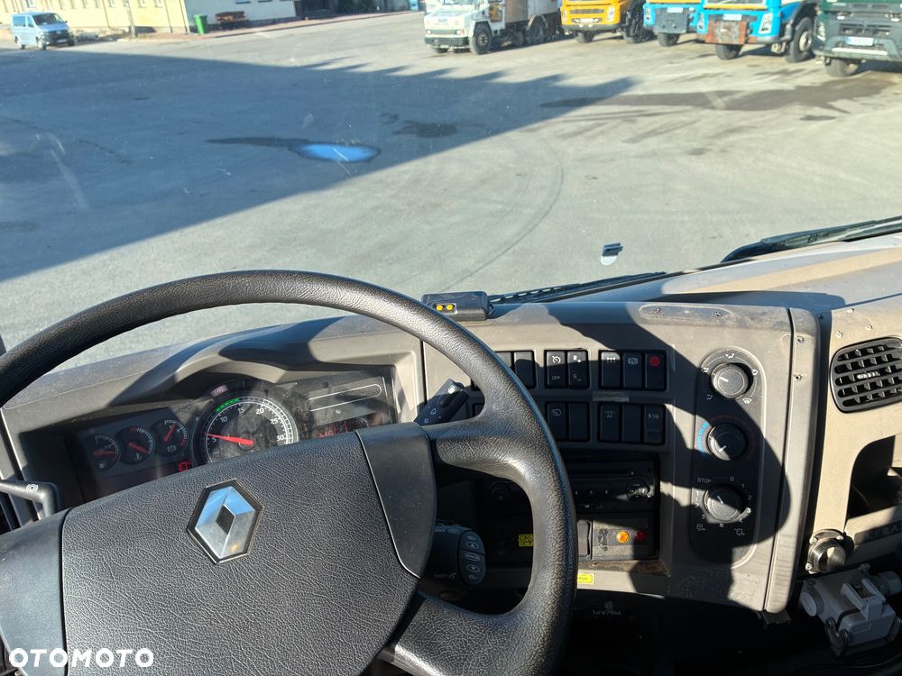 Renault Kerax 4x2 - 12
