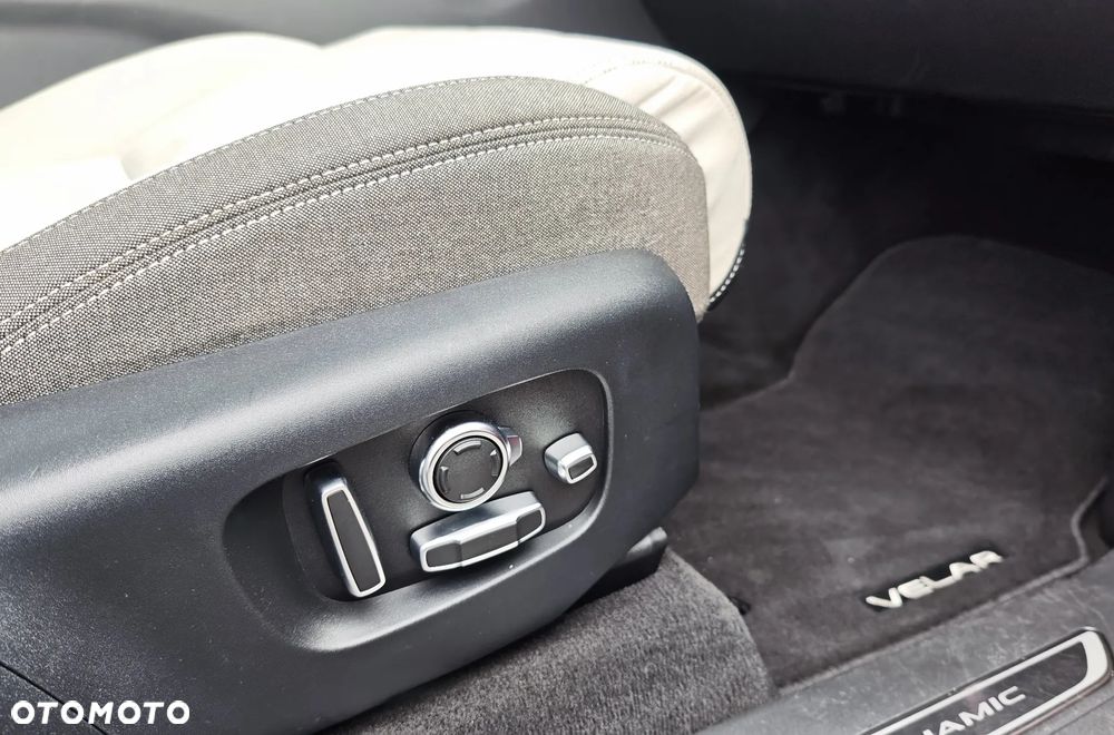 Land Rover Range Rover Velar 2.0 SD4 R-Dynamic HSE - 28