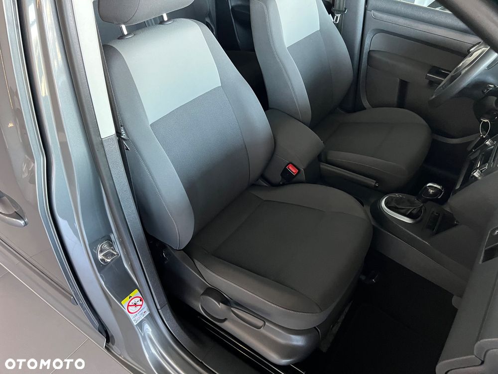 Volkswagen Caddy - 26