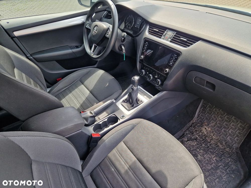 Skoda Octavia 1.5 TSI ACT Ambition - 32