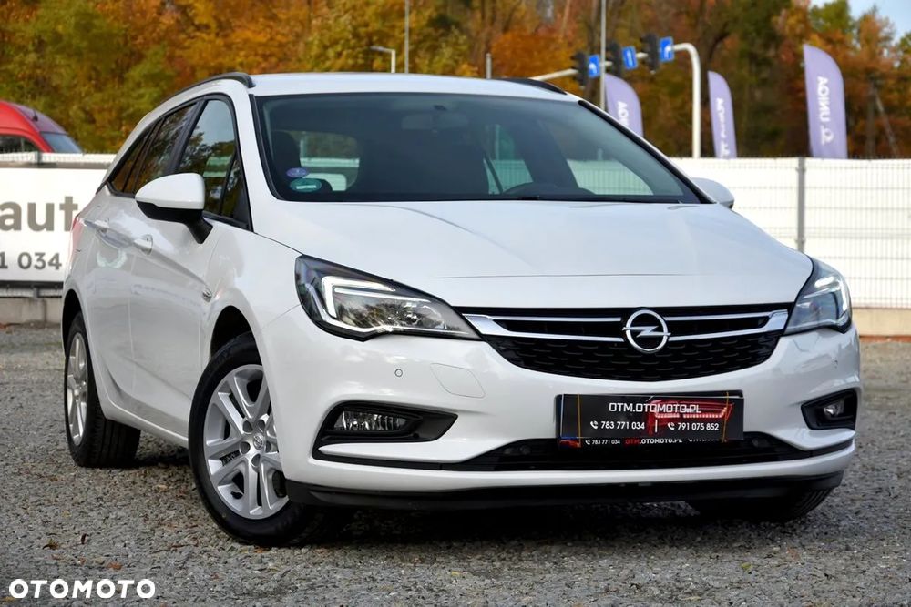Opel Astra 1.4 Turbo Innovation - 11