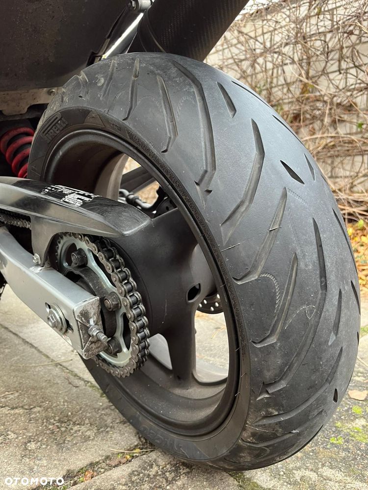 Honda Hornet - 12