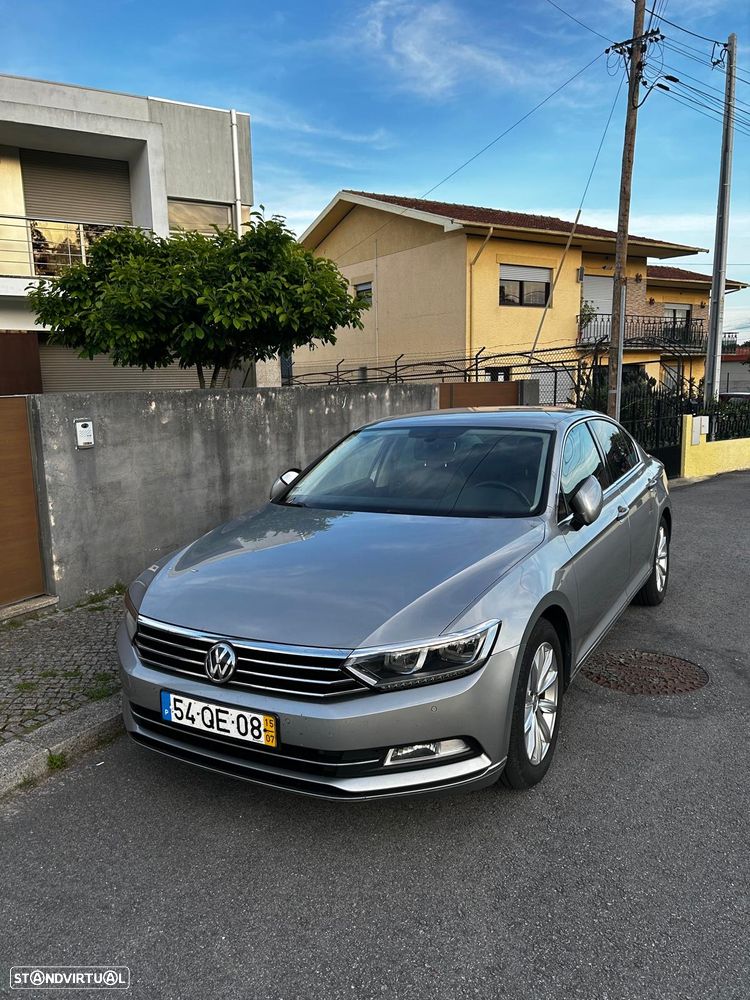 VW Passat 2.0 TDI Highline DSG - 4