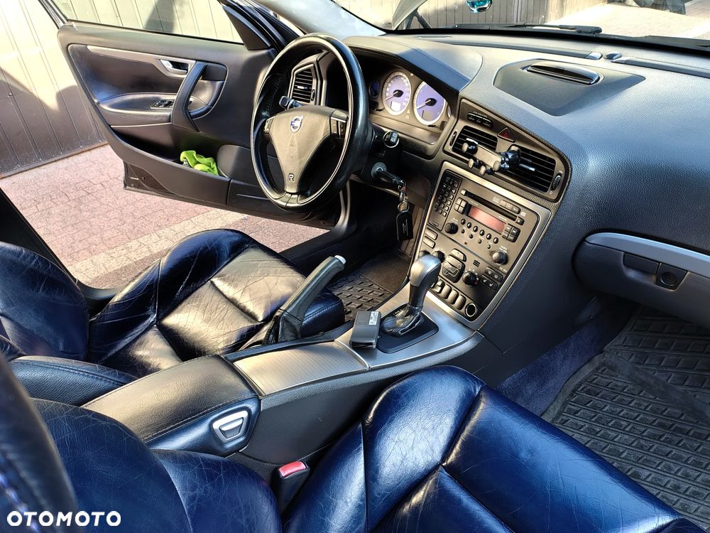 Volvo V70 2.5 R - 24