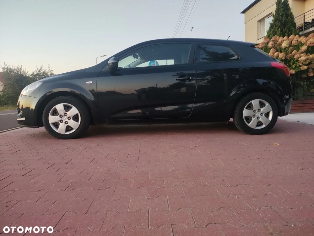 Kia ProCeed - 20