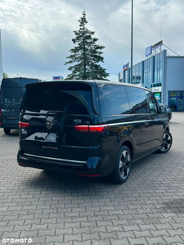 Volkswagen Multivan 2.0 TDI L2 Style DSG - 8