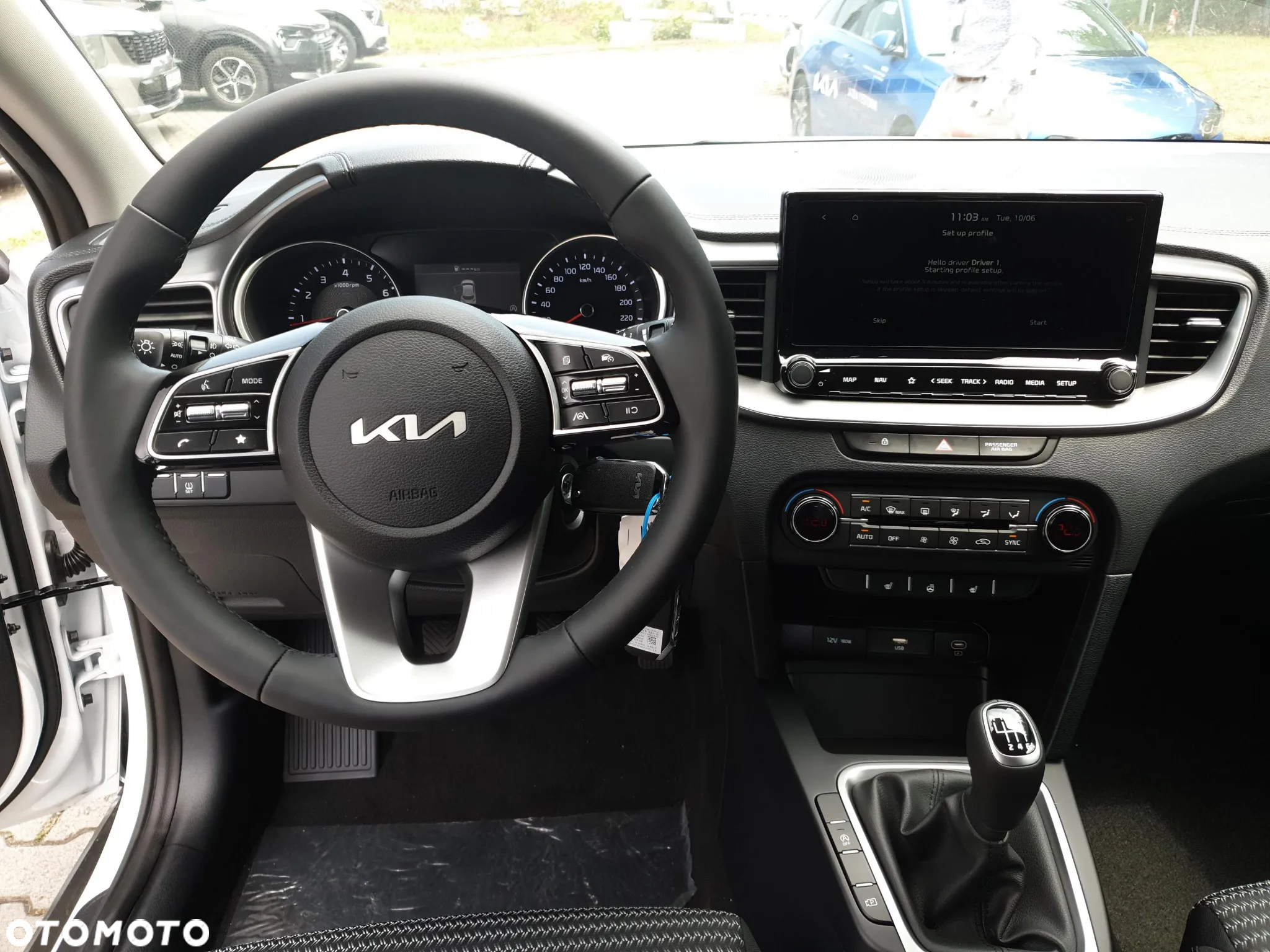 Kia XCeed 1.5 T-GDI M - 14