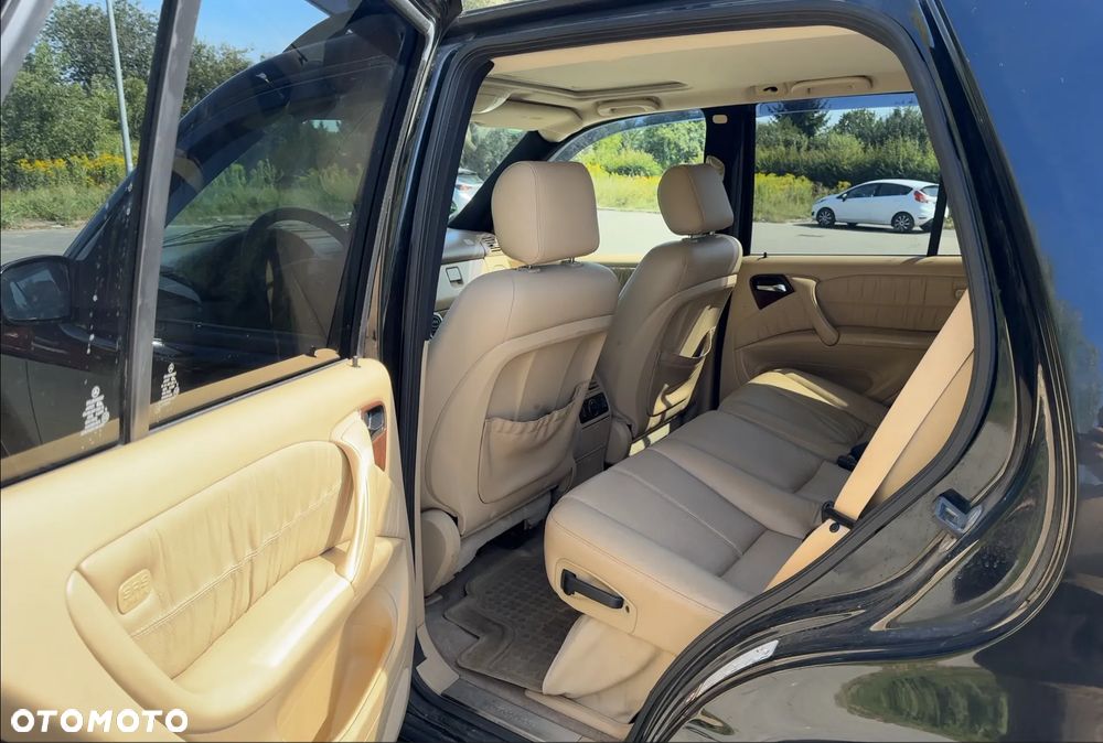 Mercedes-Benz ML 400 CDI - 8