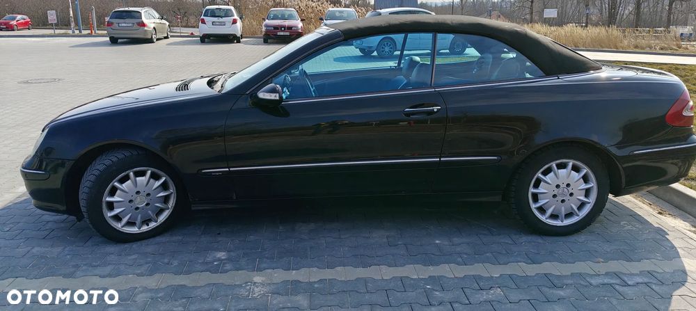 Mercedes-Benz CLK - 6