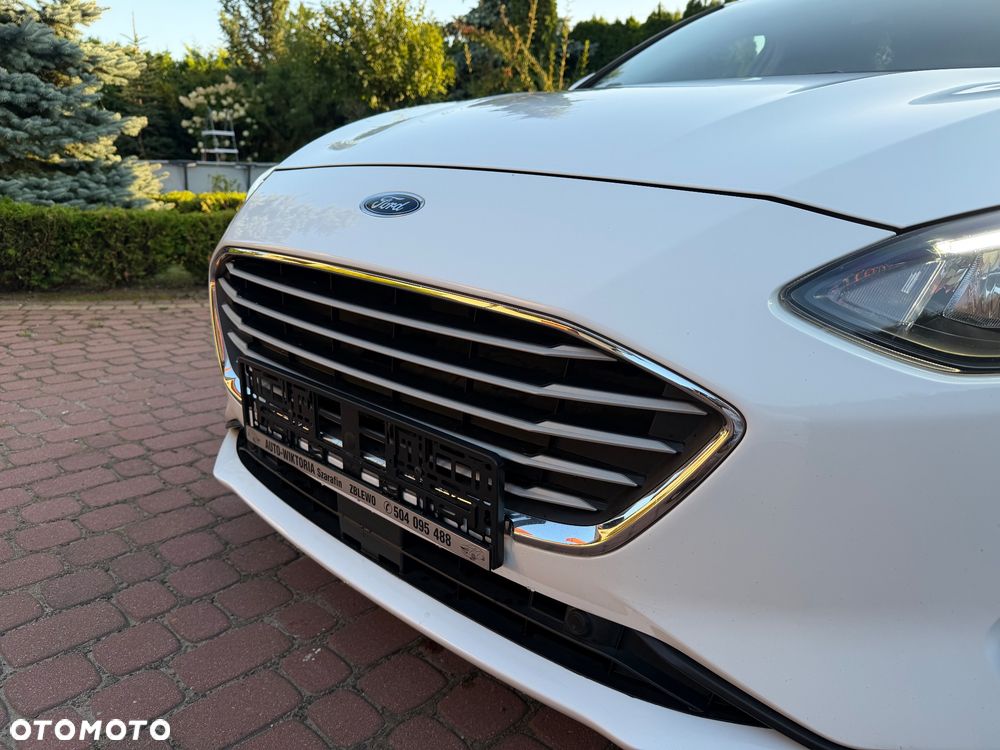 Ford Focus 1.5 EcoBlue Start-Stopp-System COOL&CONNECT DESIGN - 9