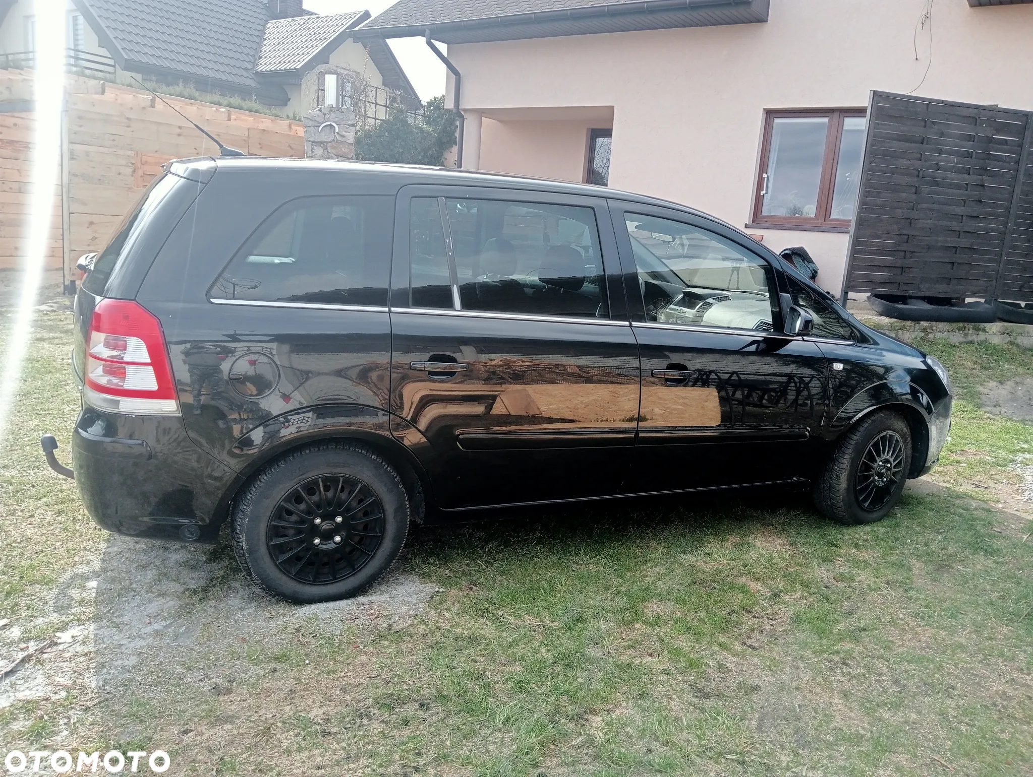 Opel Zafira - 2